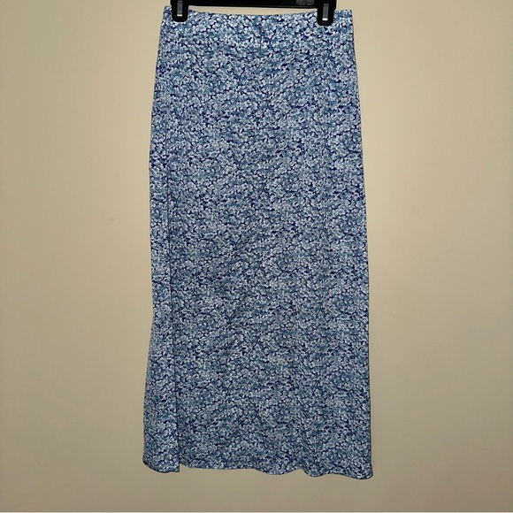 SHEIN Skirt - Picture 6 of 7